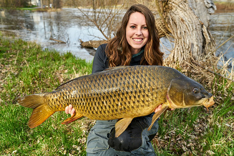 Angling Advice: What To Wear When Carp Fishing