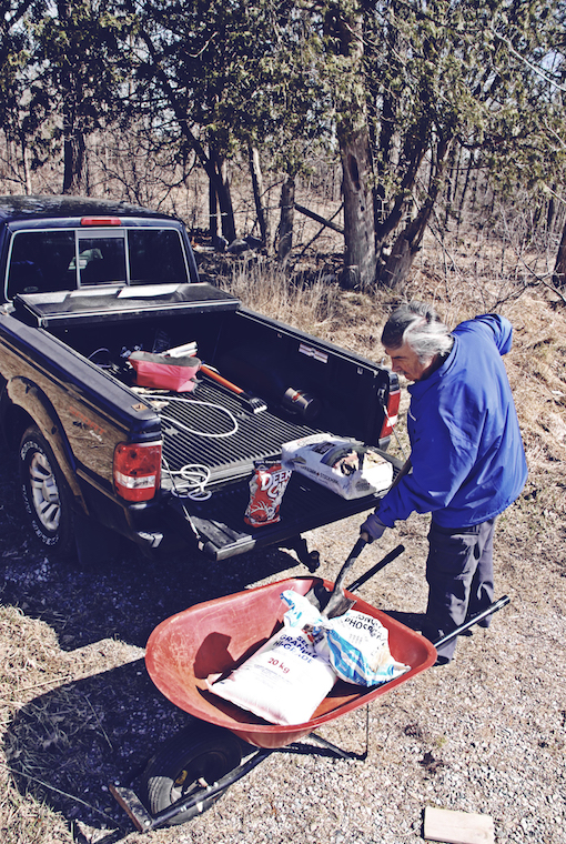 preparing the mineral lick