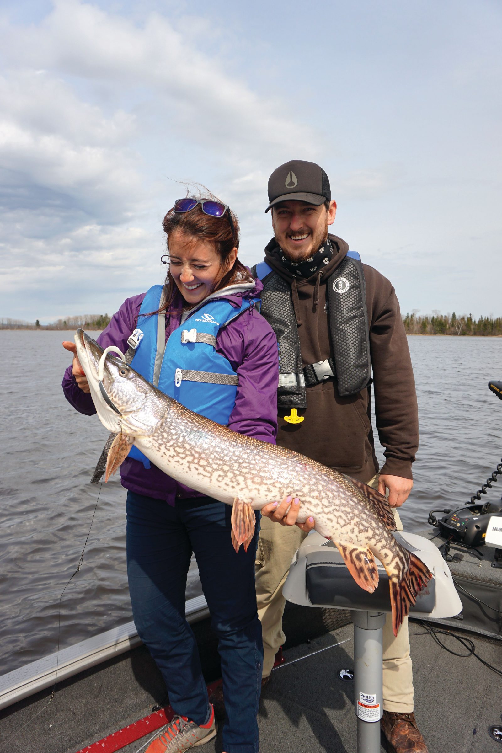 Ruling pike with weedless spoons - Ontario OUT of DOORS