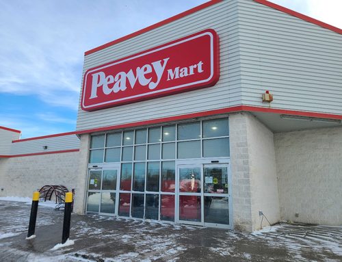 Peavey Mart closing