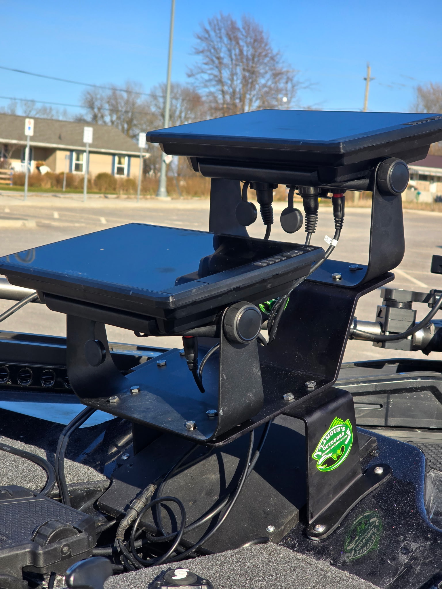 Lamour’s Outdoors bow mount